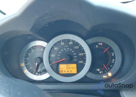 2011 Toyota Rav4 Limited z USA, uszkodzony, nr VIN 2T3DF4DV4BW112733